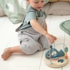 Done By Deer Labyrinthe à Perles Wally -Bébé Produits Boutique 550Wx550H 5712643045793 5