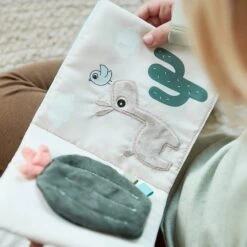 Done By Deer Livre éveil Lalee -Bébé Produits Boutique 5712643034407 5712643034407 7BaseMedia 550Wx550H